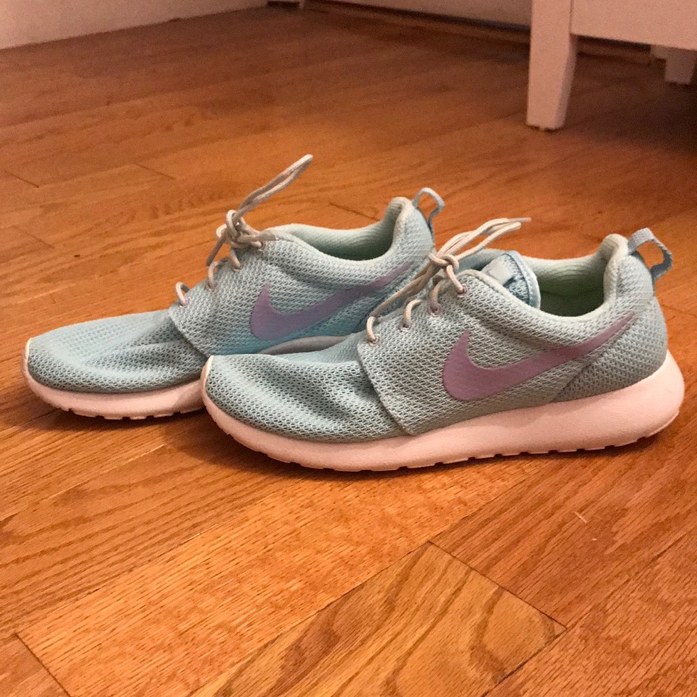 Nike Roche